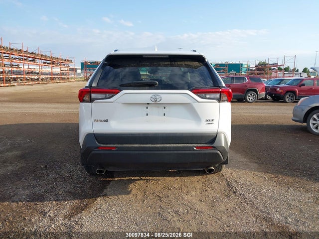 2T3R1RFV7MC208990 Toyota Rav4 Xle/xle Premium