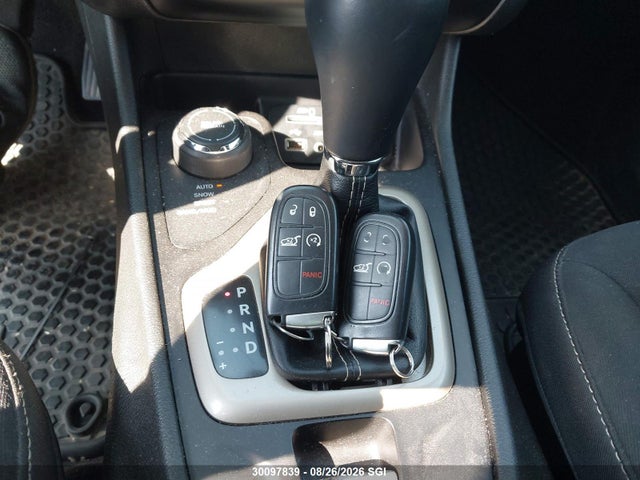 Jeep Cherokee Latitude 2015 1C4PJMCS5FW538215 Image 11