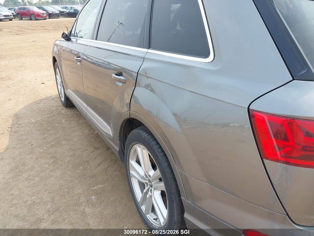 Продажа на аукционе авто 2017 Audi Q7 Progressiv S-line, vin: WA1MAAF7XHD006492, номер лота: 30096172