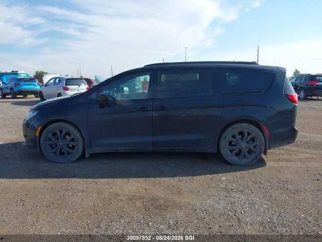 Chrysler Pacifica Touring L 2019 2C4RC1BGXKR613637 Image 13
