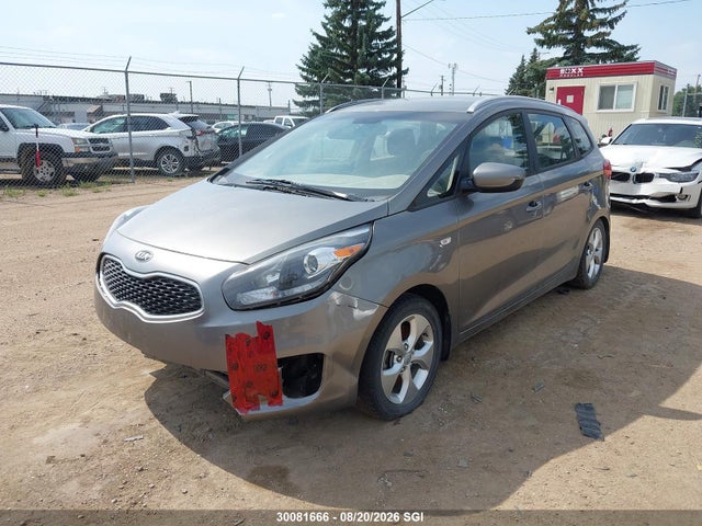 KIA Rondo 2014 KNAHT8A38E7053915 Image 2