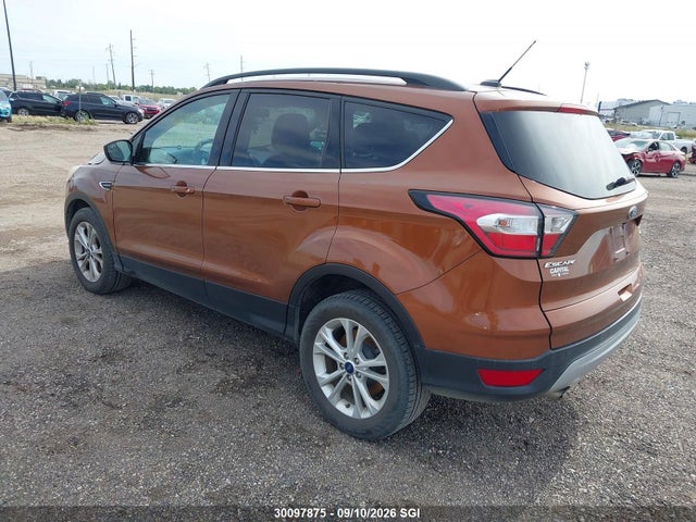 1FMCU9GD1HUD78990 Ford ESCAPE SE