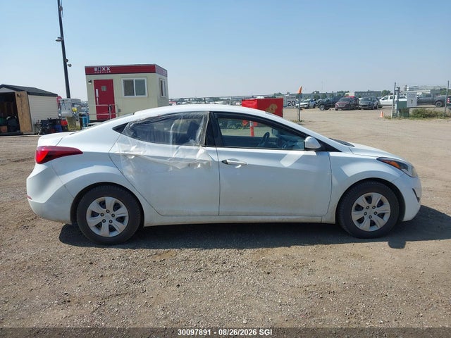 5NPDH4AEXGH684242 Hyundai Elantra Se/sport/limited