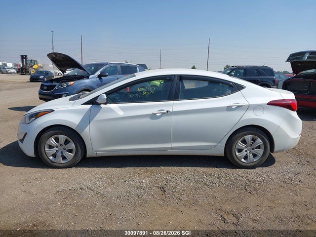 5NPDH4AEXGH684242 Hyundai Elantra Se/sport/limited