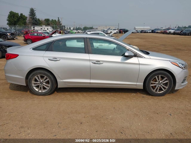 Hyundai SONATA SE 2016 5NPE24AF3GH291102 Image 12