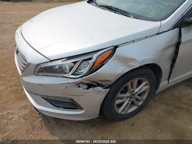 Hyundai SONATA SE 2016 5NPE24AF3GH291102 Image 6