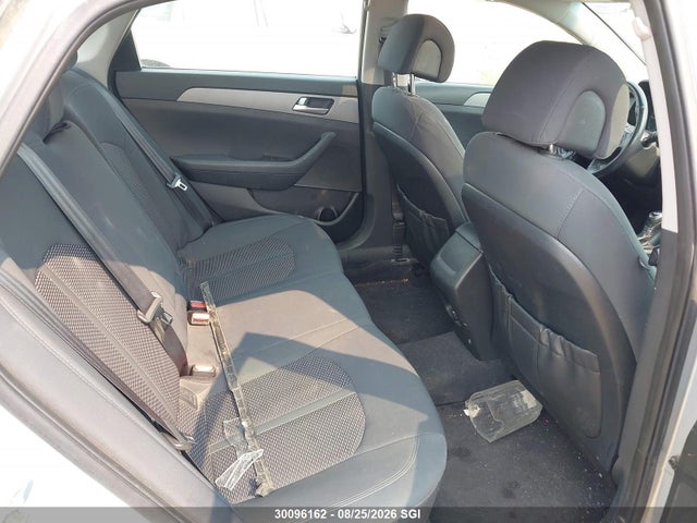 Hyundai SONATA SE 2016 5NPE24AF3GH291102 Image 8