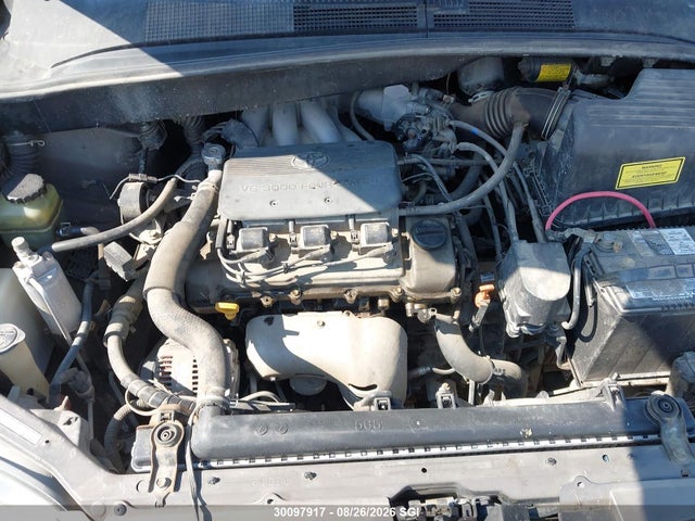 1998 Toyota Sienna Le/xle მანქანა იყიდება აუქციონზე, vin: 4T3ZF13C2WU000961, აუქციონის ნომერი: 30097917