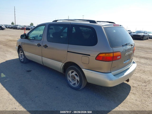 1998 Toyota Sienna Le/xle მანქანა იყიდება აუქციონზე, vin: 4T3ZF13C2WU000961, აუქციონის ნომერი: 30097917