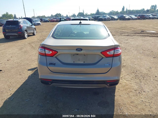 3FA6P0T9XFR107300 Ford FUSION SE