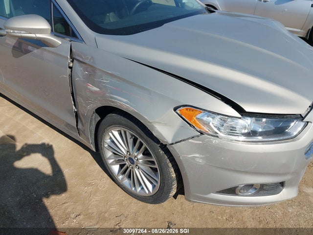3FA6P0T9XFR107300 Ford FUSION SE
