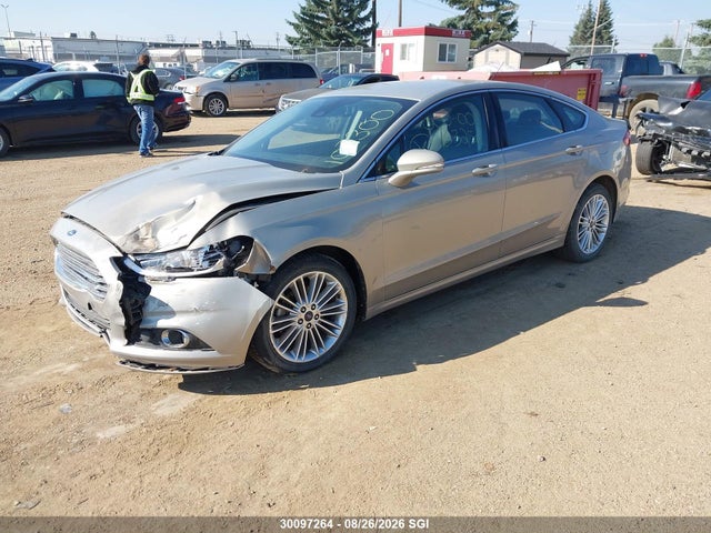 3FA6P0T9XFR107300 Ford FUSION SE