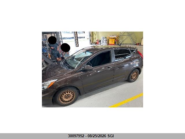 KMHCT5AE0GU261560 Hyundai ACCENT SE