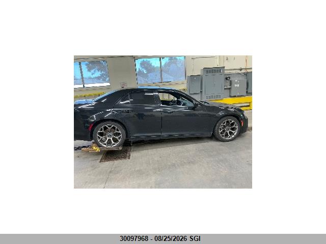 30097968 :رقم المزاد ، 2C3CCABG4GH106112 vin ، 2016 Chrysler 300 S مزاد بيع