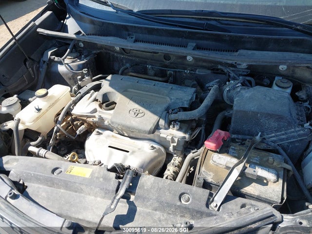 2T3BFREV5FW317597 Toyota RAV4 LE