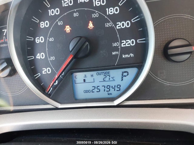 2T3BFREV5FW317597 Toyota RAV4 LE