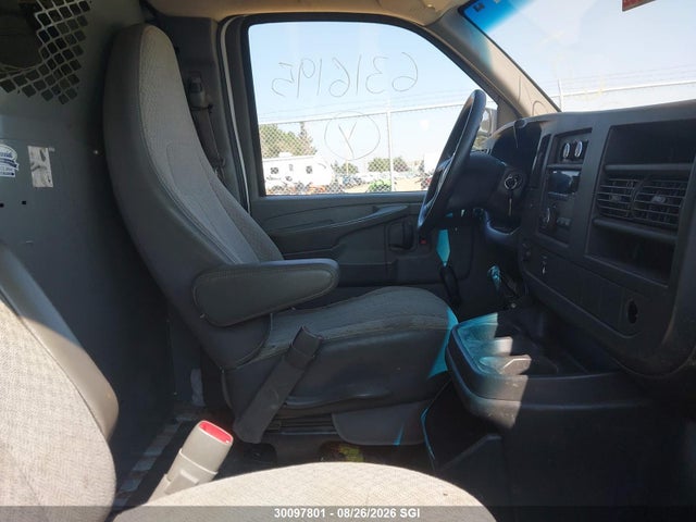 2008 Chevrolet Express Work Van მანქანა იყიდება აუქციონზე, vin: 1GCGG25C781120621, აუქციონის ნომერი: 30097801