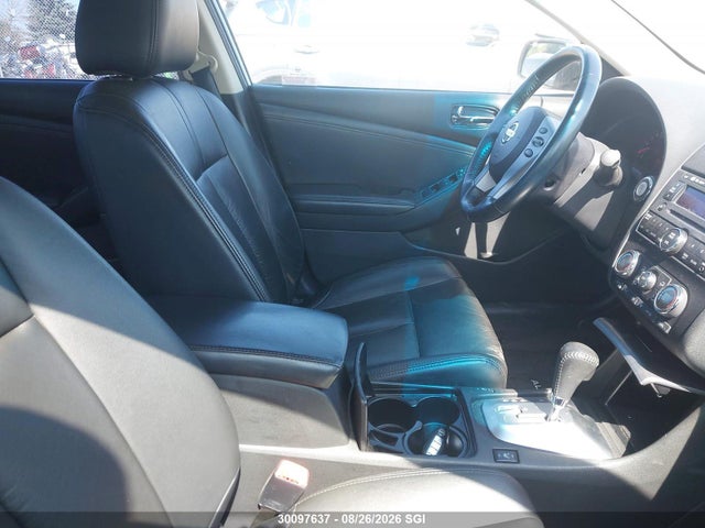 30097637 :رقم المزاد ، 1N4BL21E38C189524 vin ، 2008 Nissan Altima 3.5se/3.5sl مزاد بيع