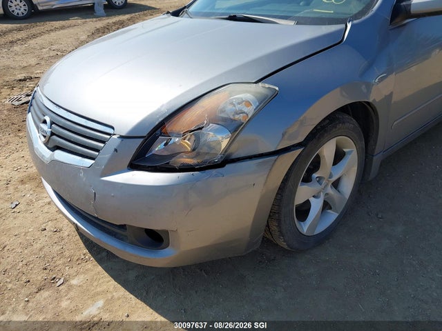 30097637 :رقم المزاد ، 1N4BL21E38C189524 vin ، 2008 Nissan Altima 3.5se/3.5sl مزاد بيع