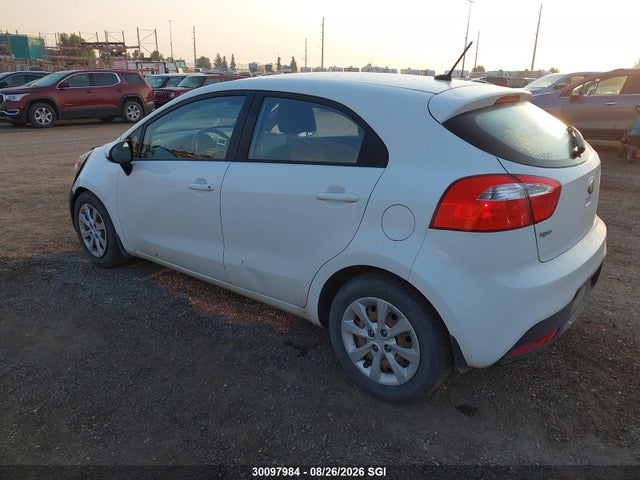 KIA RIO LX 2014 KNADM5A38E6935487 Image 3
