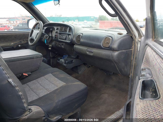 1998 Dodge Ram 1500 მანქანა იყიდება აუქციონზე, vin: 1B7HC16Y3WS542932, აუქციონის ნომერი: 30098006