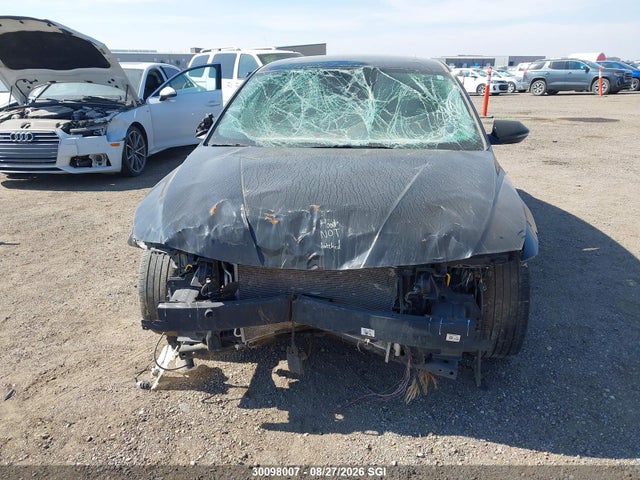 KMHLN4DG9SU953942 Hyundai Elantra Luxury