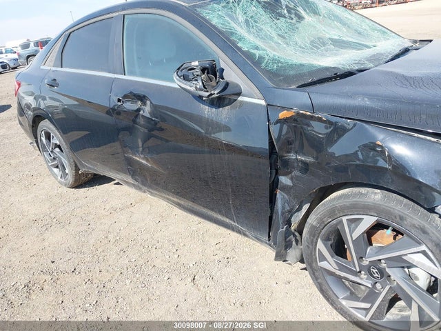 KMHLN4DG9SU953942 Hyundai Elantra Luxury