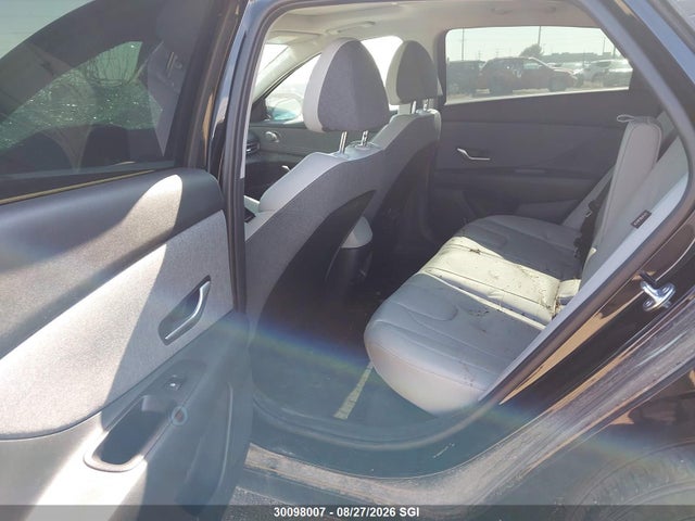 KMHLN4DG9SU953942 Hyundai Elantra Luxury