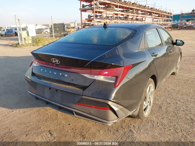 KMHLM4DG7RU735544 Hyundai ELANTRA SEL