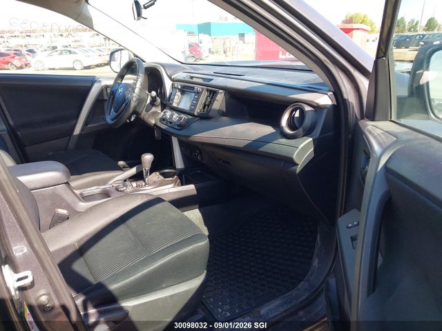Toyota RAV4 LE 2016 2T3BFREV0GW471975 Image 5