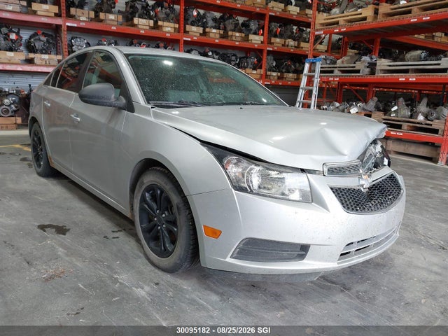 30095182 :رقم المزاد ، 1G1PC5SH9C7406045 vin ، 2012 Chevrolet Cruze Ls مزاد بيع