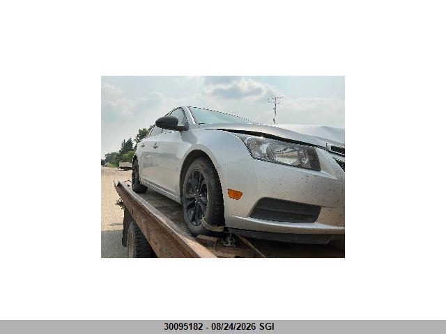 30095182 :رقم المزاد ، 1G1PC5SH9C7406045 vin ، 2012 Chevrolet Cruze Ls مزاد بيع