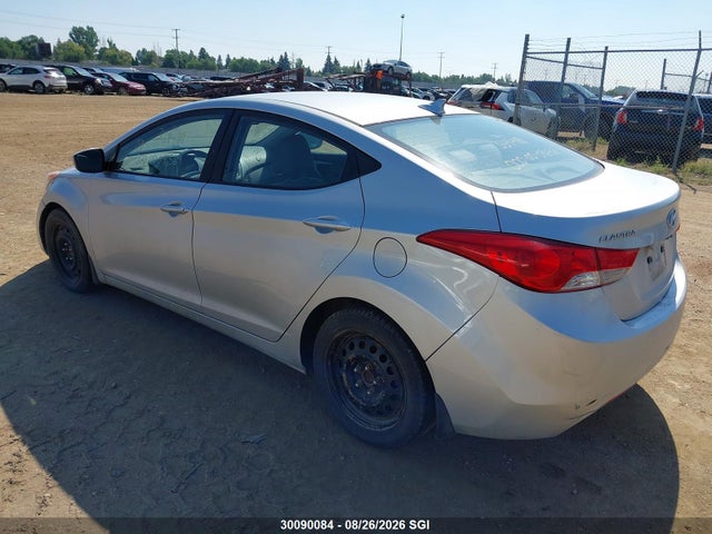 30090084 :رقم المزاد ، 5NPDH4AE0DH339488 vin ، 2013 Hyundai Elantra Gls/limited مزاد بيع