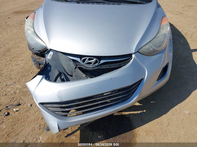 30090084 :رقم المزاد ، 5NPDH4AE0DH339488 vin ، 2013 Hyundai Elantra Gls/limited مزاد بيع