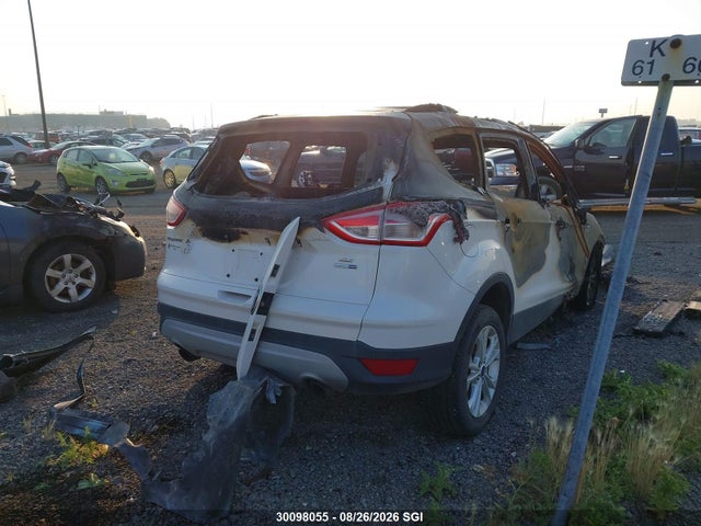 Ford ESCAPE SE 2015 1FMCU9G99FUC68746 Image 4