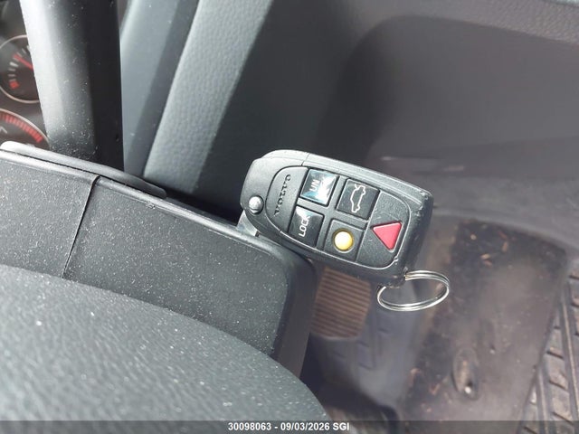 Aukcja sprzedaży 2004 Volvo V70 Fwd, vin: YV1SW59V242432337, numer aukcji: 30098063