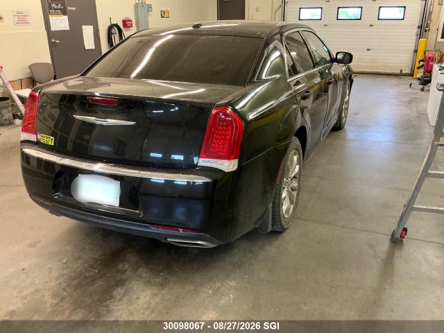 30098067 :رقم المزاد ، 2C3CCARG3GH261563 vin ، 2016 Chrysler 300 Limited مزاد بيع