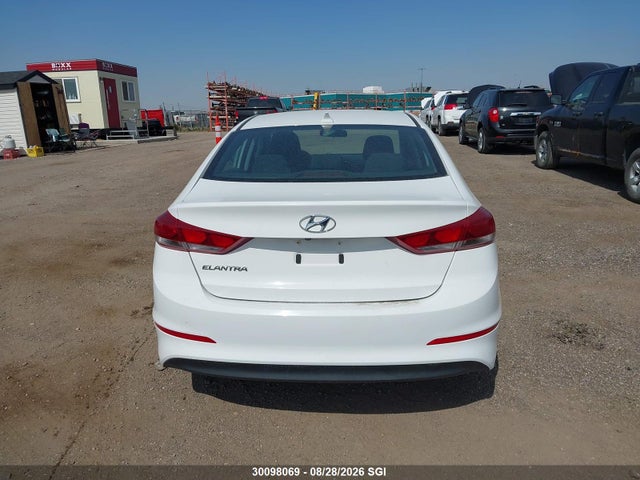 30098069 :رقم المزاد ، KMHD84LF4HU115489 vin ، 2017 Hyundai Elantra Gl مزاد بيع