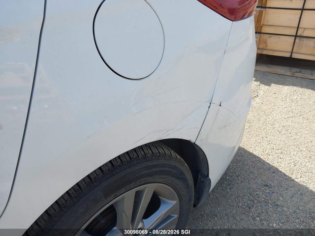 30098069 :رقم المزاد ، KMHD84LF4HU115489 vin ، 2017 Hyundai Elantra Gl مزاد بيع