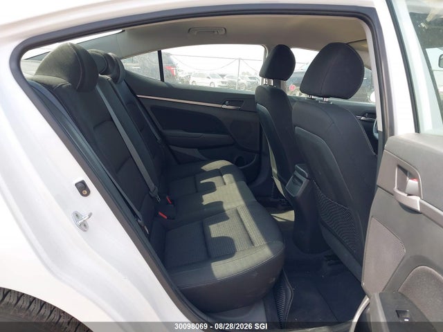 30098069 :رقم المزاد ، KMHD84LF4HU115489 vin ، 2017 Hyundai Elantra Gl مزاد بيع