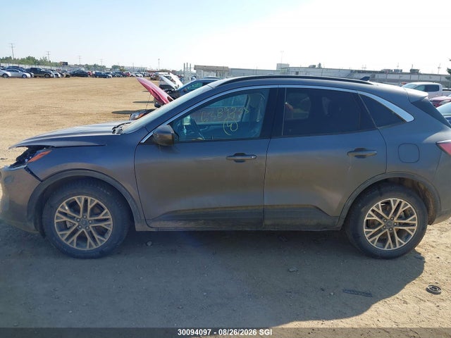 1FMCU9H67MUB36442 Ford ESCAPE SEL