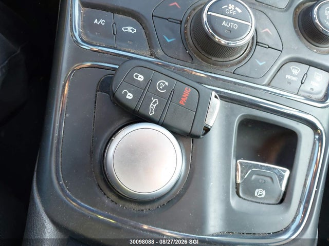 Chrysler 200 S 2015 1C3CCCBG8FN713597 Image 11