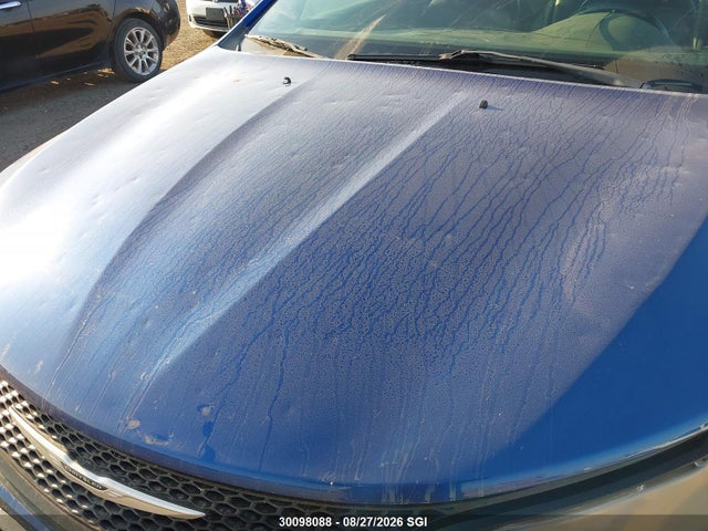 Chrysler 200 S 2015 1C3CCCBG8FN713597 Image 6