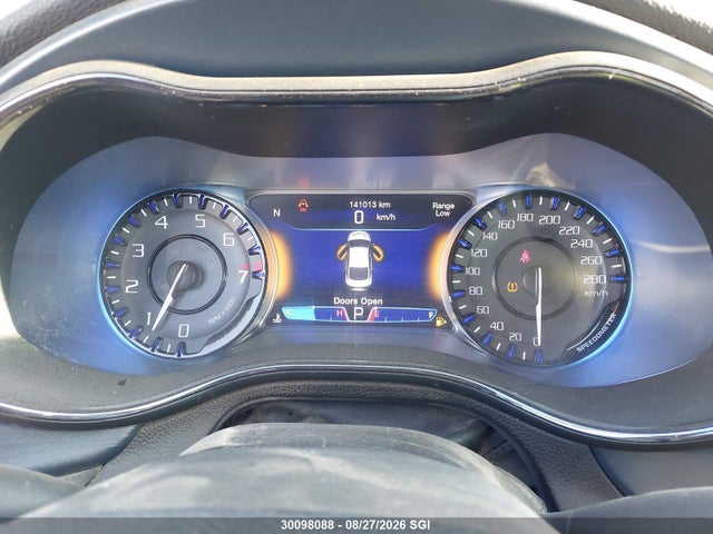Chrysler 200 S 2015 1C3CCCBG8FN713597 Image 7