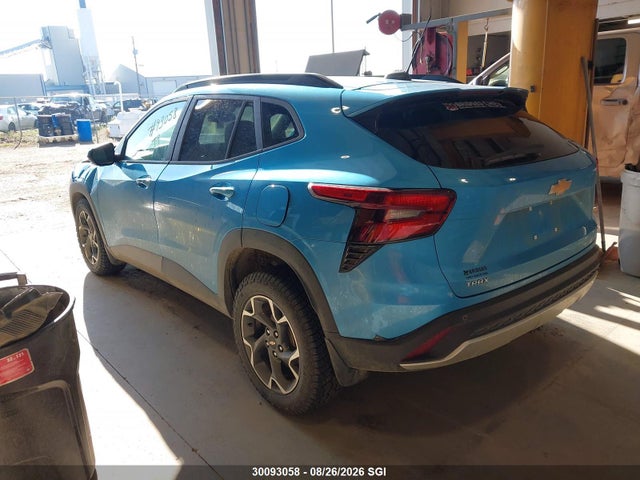 Chevrolet TRAX 1LT 2025 KL77LHE21SC143939 Image 3