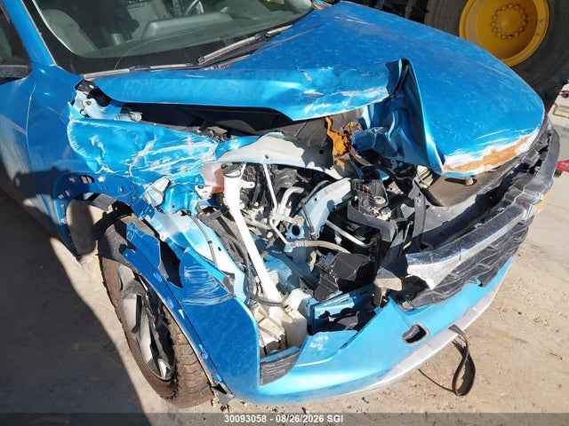 Chevrolet TRAX 1LT 2025 KL77LHE21SC143939 Image 6