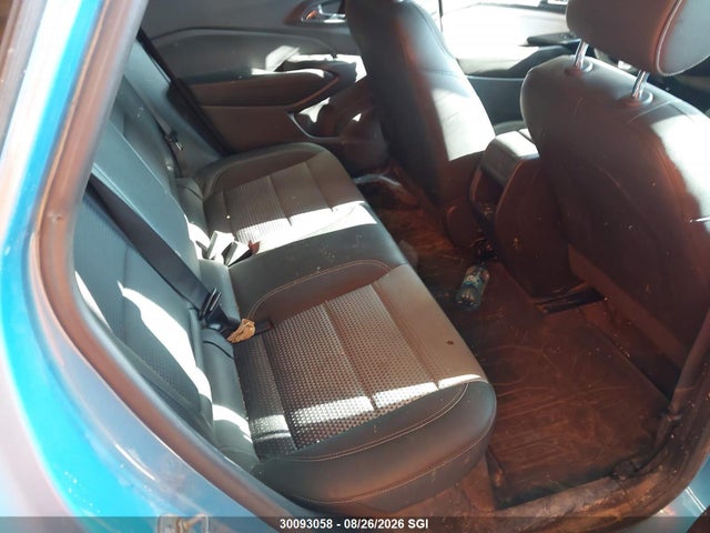 Chevrolet TRAX 1LT 2025 KL77LHE21SC143939 Image 8