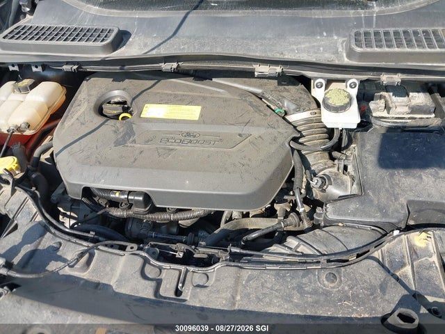 1FMCU9GX2FUC15188 Ford ESCAPE SE
