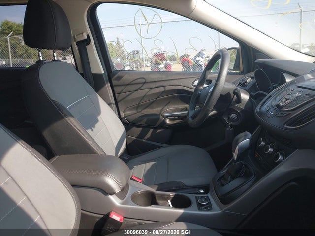 1FMCU9GX2FUC15188 Ford ESCAPE SE