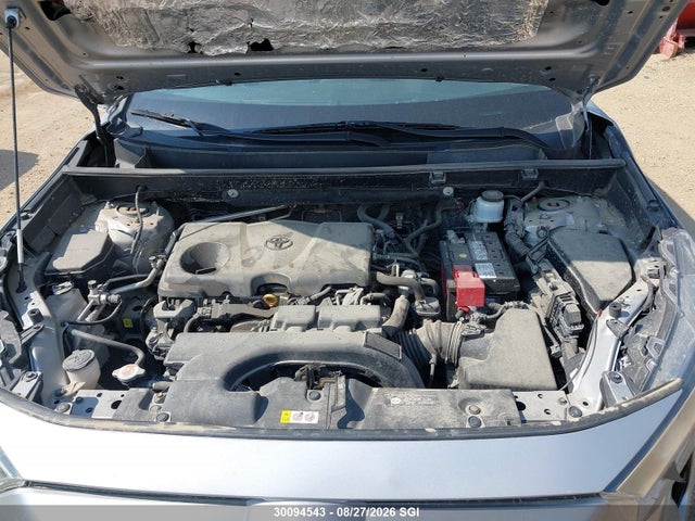 2T3Z1RFV7KW005903 Toyota RAV4 LE